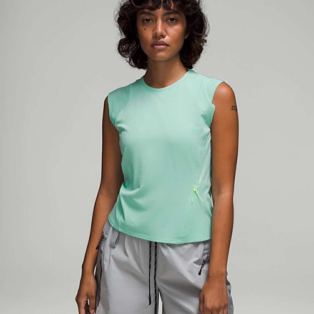 NWT Lululemon Cap Sleeve Hiking Tank Top - 12